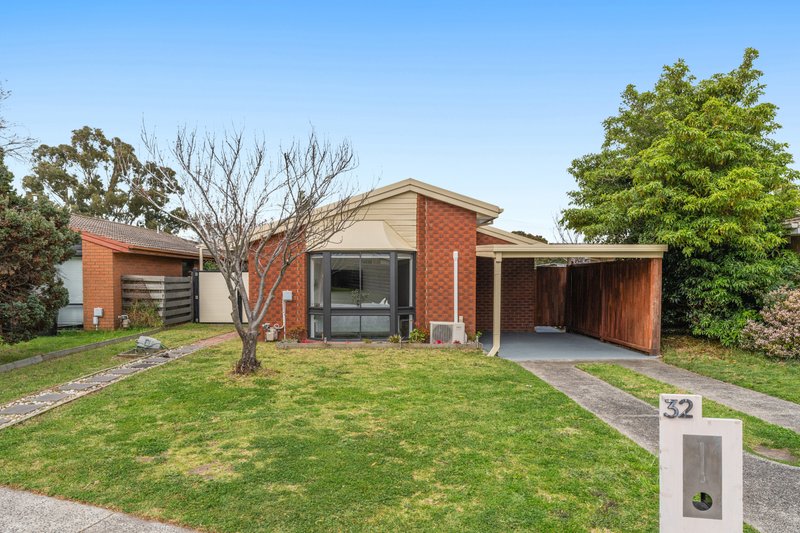 Photo: 32 Callistemon Avenue