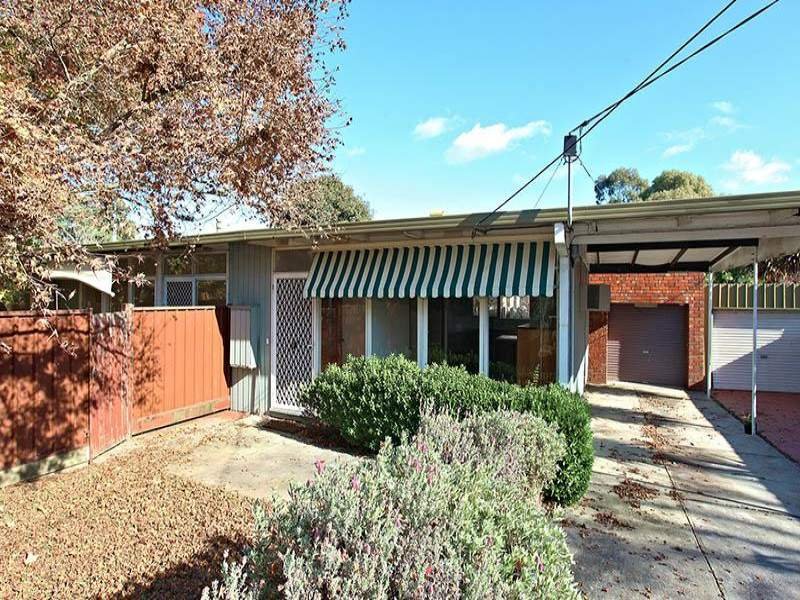 32 Dinsdale Road, Boronia, VIC 3155 House for Sale