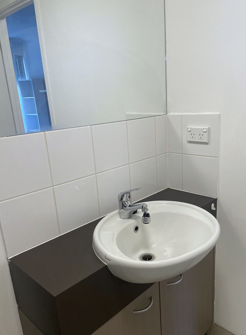 32/14 Spring Street, Box Hill