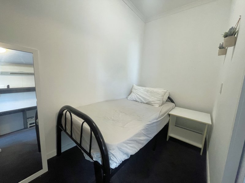 32/14 Spring Street, Box Hill