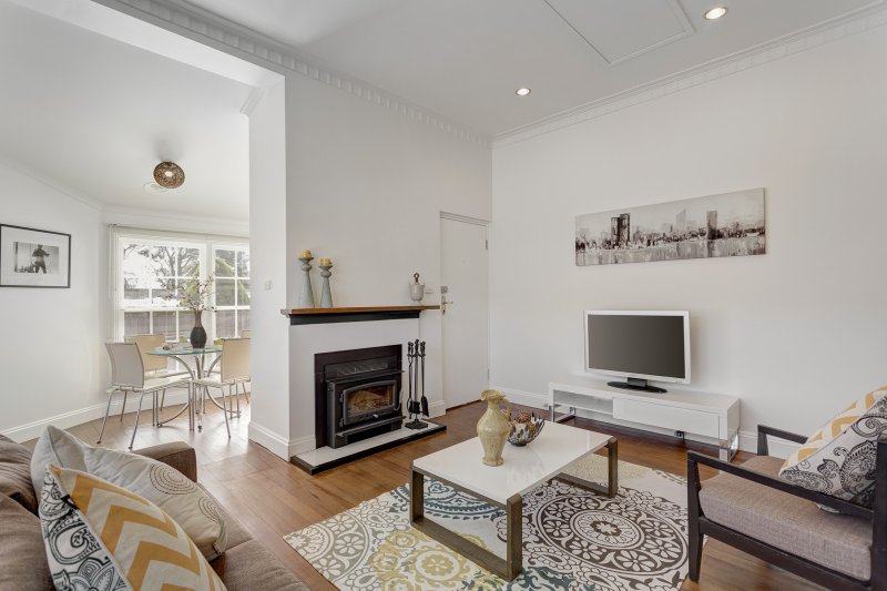 3/4 Barkers Road, Hawthorn, VIC 3122 Unit for Sale