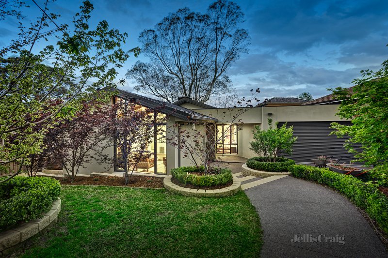 34 Highfield Road, Doncaster East, VIC 3109 House for Sale