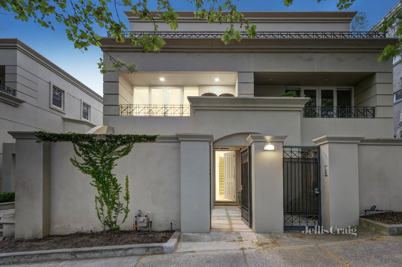 3/4749 Caroline Street, South Yarra, VIC 3141 House for Sale