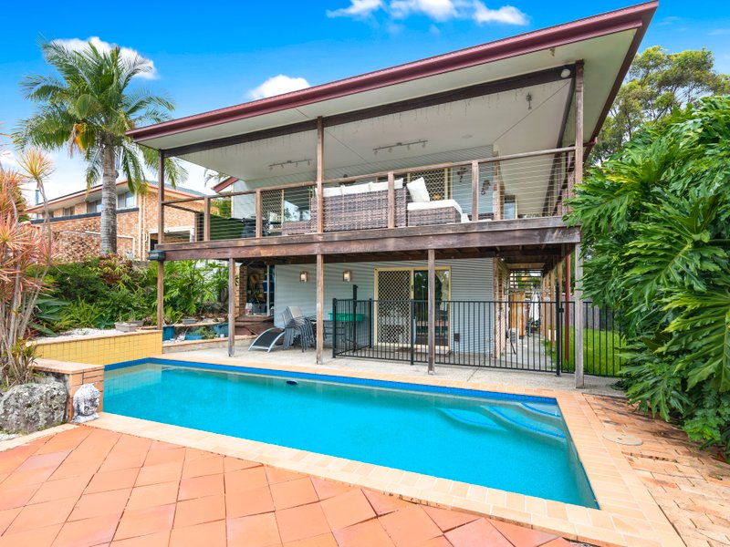 35 Jarrahdale Drive ELANORA QLD 4221