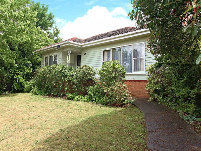 37 Mullum Mullum Road, Ringwood, VIC 3134 House for Sale