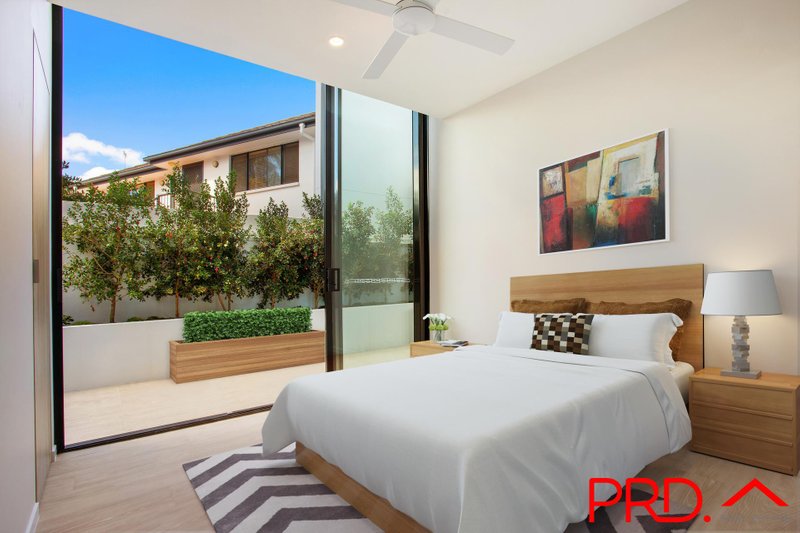 6 Tonga Place SOUTHPORT QLD 4215