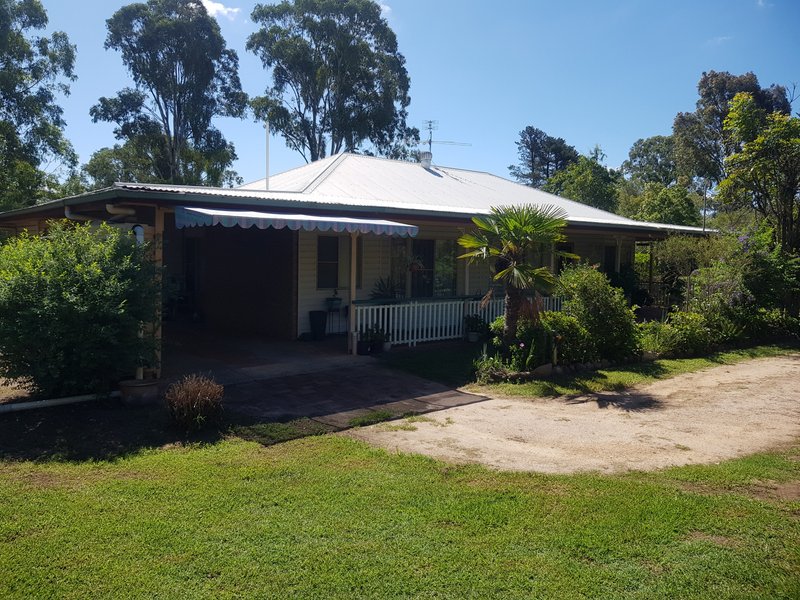 39 Charles Street CROWS NEST QLD 4355