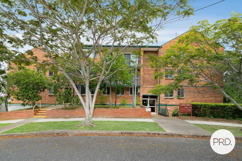 96 Agnew Street NORMAN PARK QLD 4170