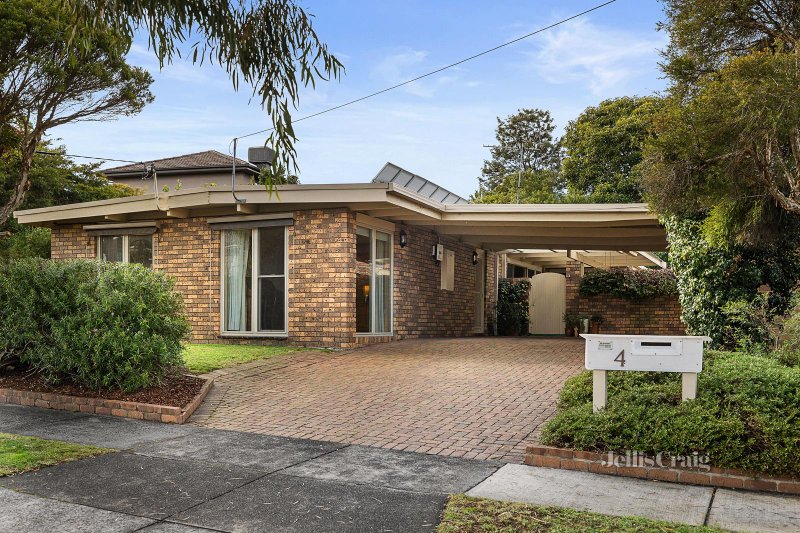4 Galahad Crescent, Glen Waverley, VIC 3150 House for Sale