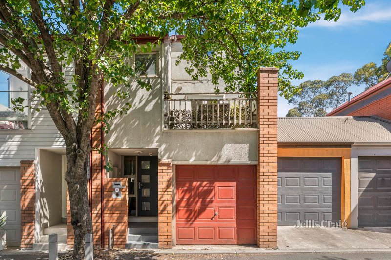 4 Hardwick Lane, Kensington, VIC 3031 Townhouse for Sale