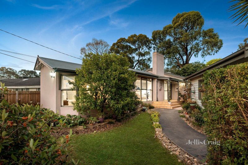 4 Karista Avenue, Heathmont, VIC 3135 House for Sale