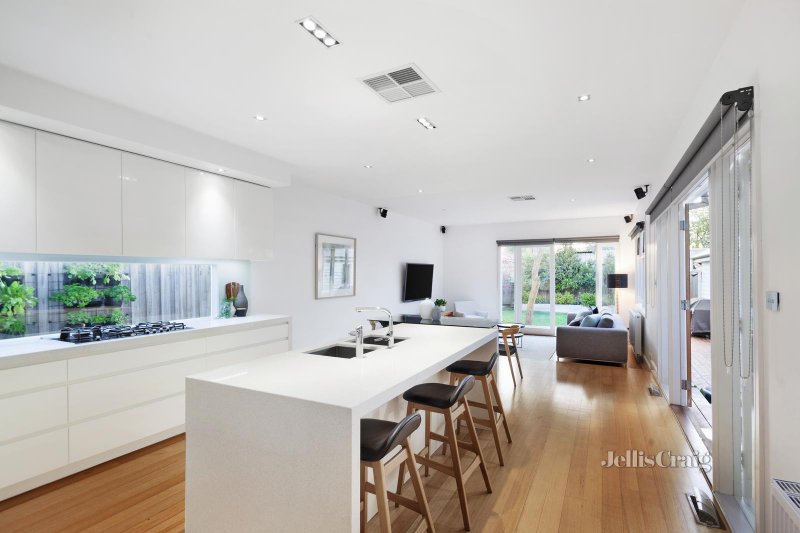 4 Linden Street