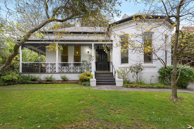 4 Logan Street, Canterbury, VIC 3126 House for Sale