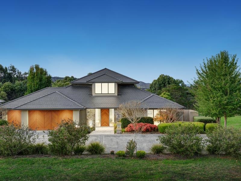 4 Riverview Terrace, Chirnside Park, VIC 3116 House for Sale