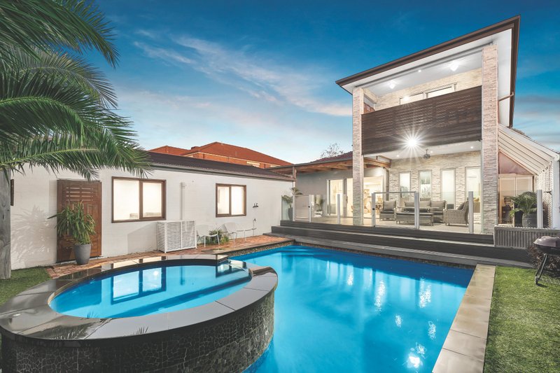 4 Werder Street, Box Hill North, VIC 3129 House for Sale