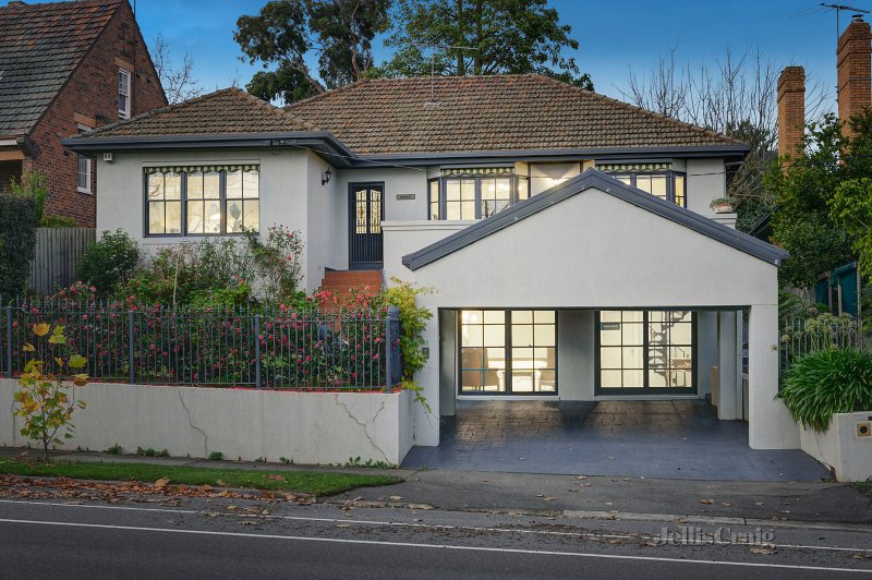 40 McArthur Road, Ivanhoe East, VIC 3079 House for Sale