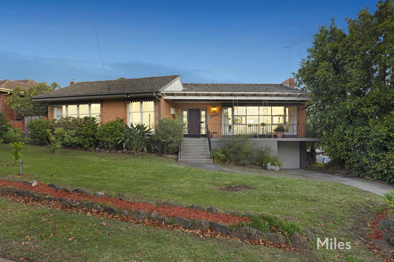 41 Alfreda Avenue, Rosanna 4 bed, 2 bath House for Sale