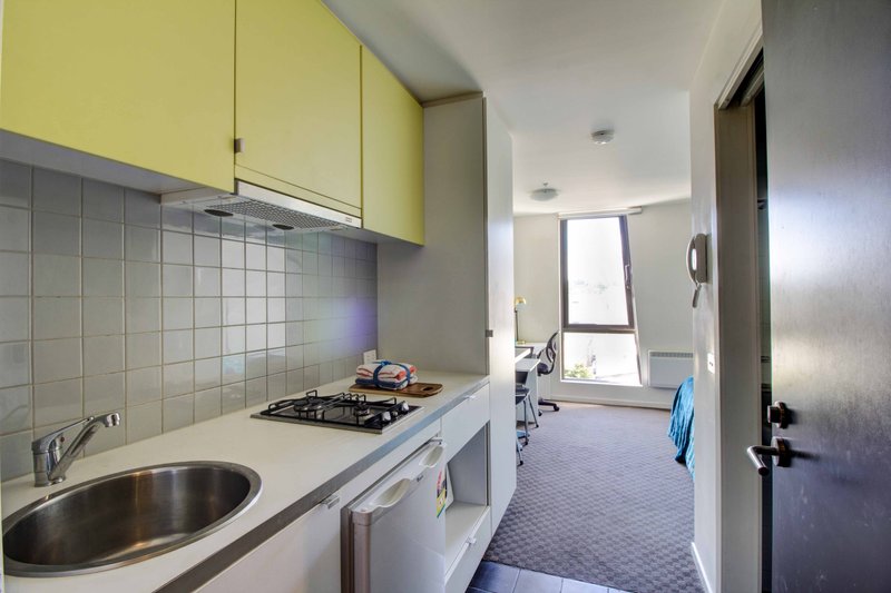 411/2 Eastern Place, Hawthorn East