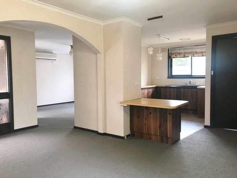 4/12 Oriel Road, Ivanhoe 2 bed, 1 bath Unit for Lease