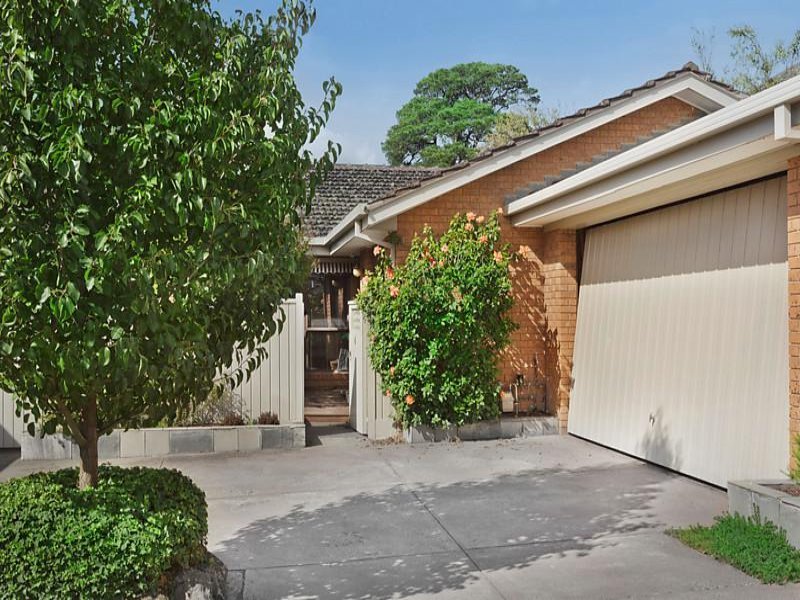 4/126 Brougham Street, Kew, VIC 3101 House for Sale