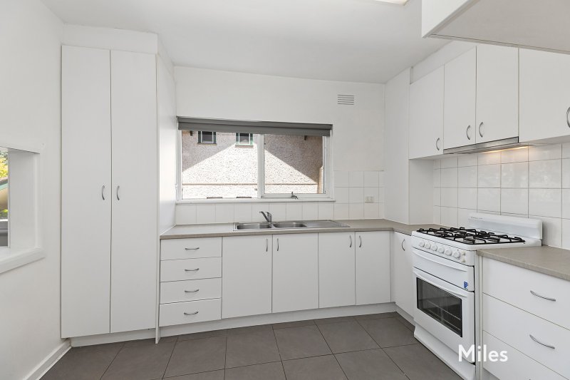 4/147 Marshall Street, Ivanhoe 2 bed, 1 bath Apartment for Sale