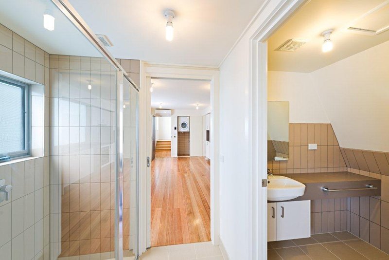 4/15 Temperance Hall Lane, North Melbourne, VIC, 3051