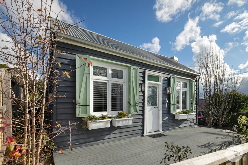 GOLDEN POINT property image
