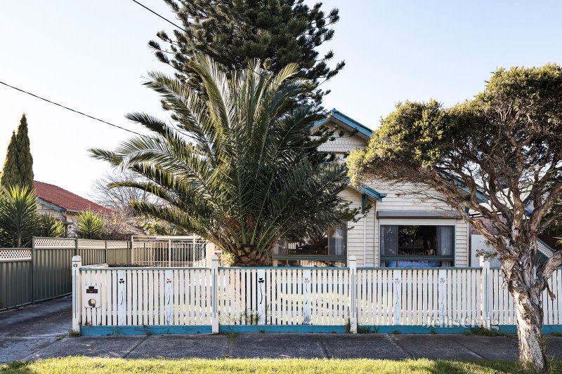 42 Shackell Street