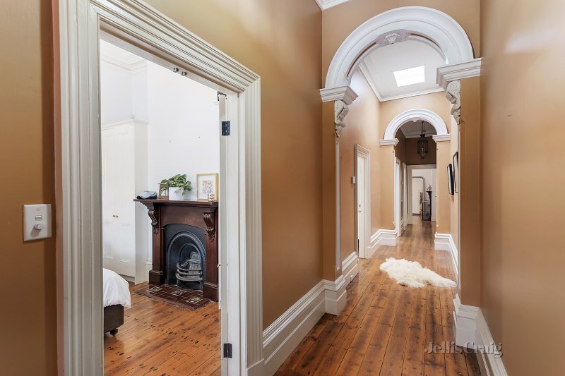 43 Barry Street