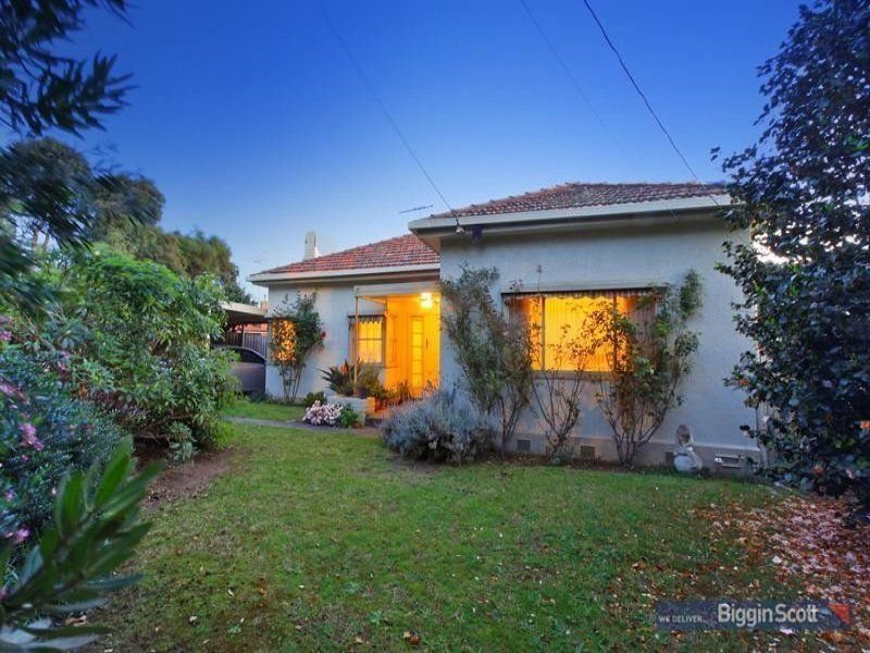 44 Wallace Crescent, Strathmore, VIC 3041 House for Sale