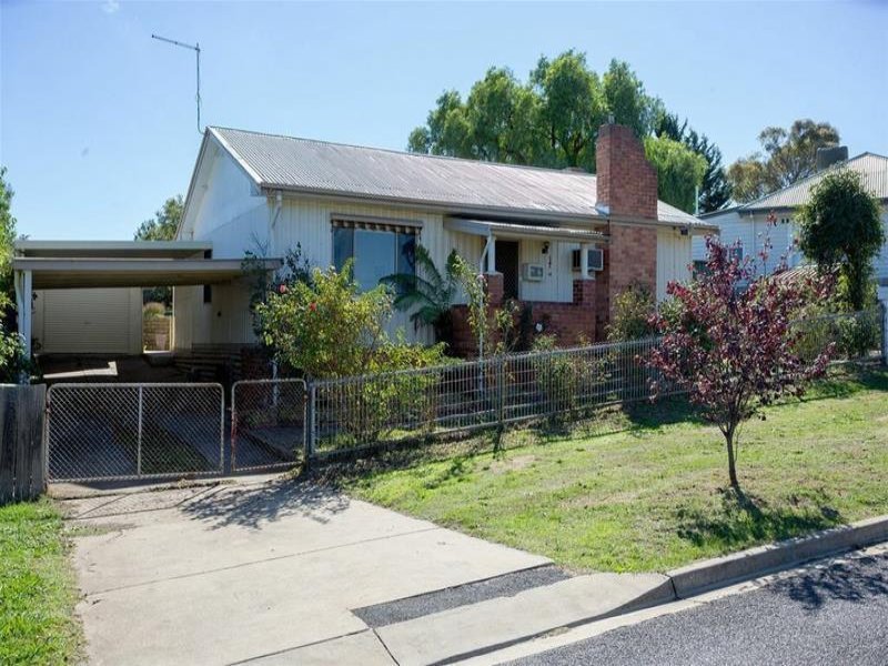 49 McGrath Street, Castlemaine, VIC 3450 House for Sale