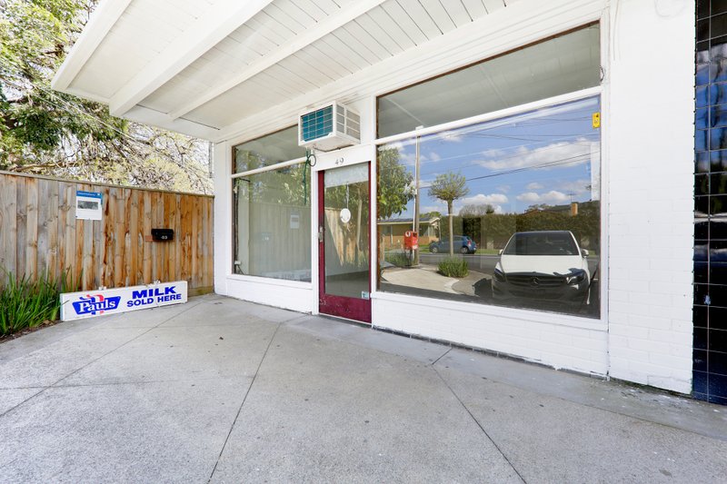 49 Westerfield Drive Notting Hill - Image 1