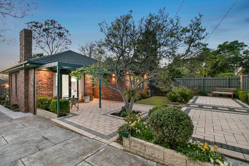 5 Tucker Road, Bentleigh, VIC 3204 House for Sale