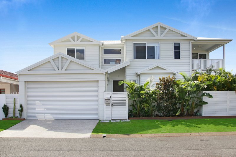 BURLEIGH WATERS property image