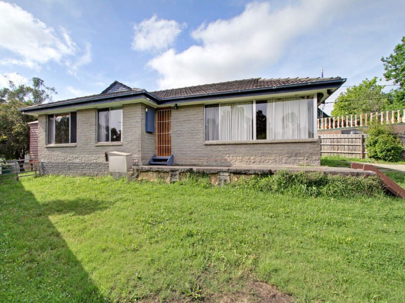 50 Greenslopes Drive, Mooroolbark, VIC 3138 House for Sale