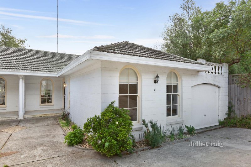 5/1015 Riversdale Road, Surrey Hills, VIC 3127 Villa for Sale