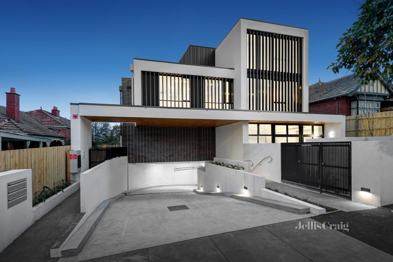 1458 High Street