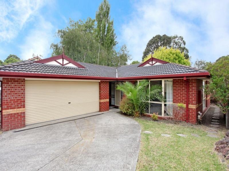 54 Oaktree Road, Croydon North, VIC 3136 House for Sale