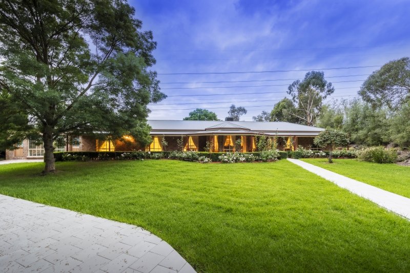 6 Timothy Court