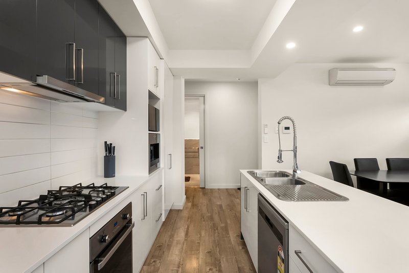 6/1 Morello Circle, Doncaster East