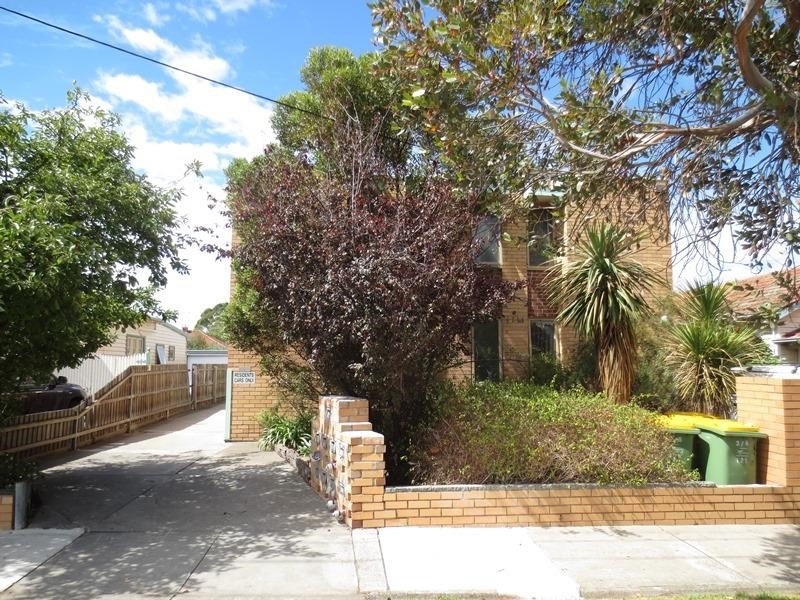 6/121 Gillies Street, Fairfield 1 bed, 1 bath Unit for Lease