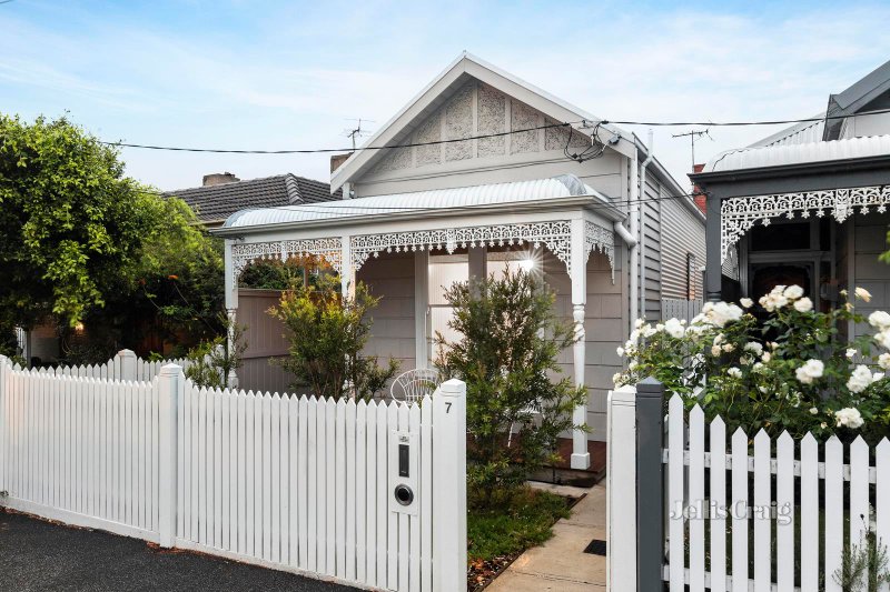 7 Henry Street, Kensington, VIC 3031 House for Sale