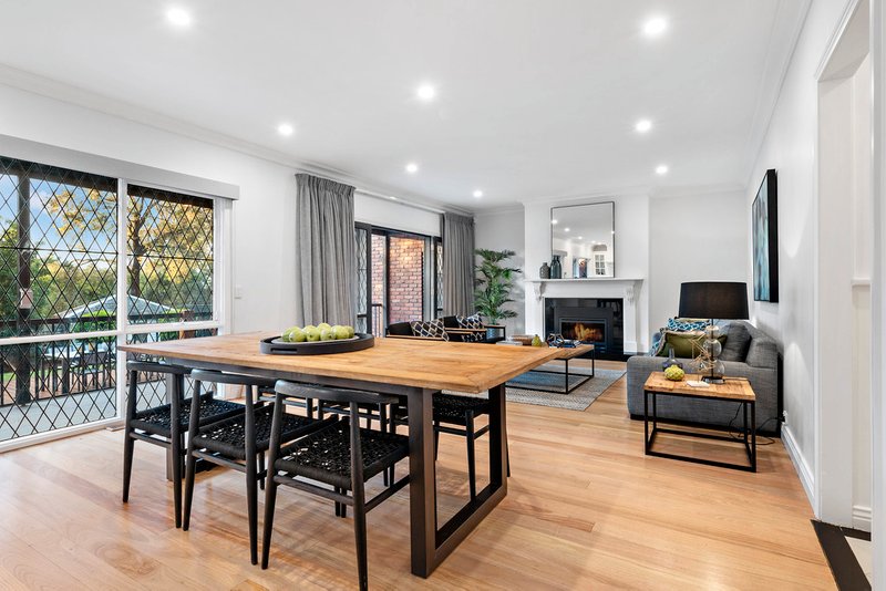 7 Houndswood Close, Doncaster East