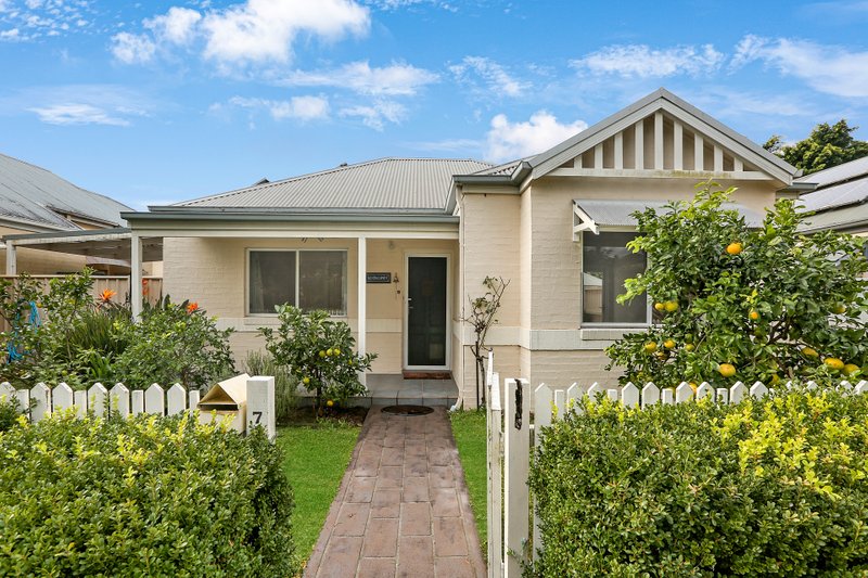 7 Kensington Lane, DAPTO NSW 2530