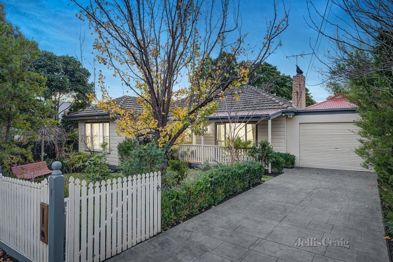 7 Morden Court