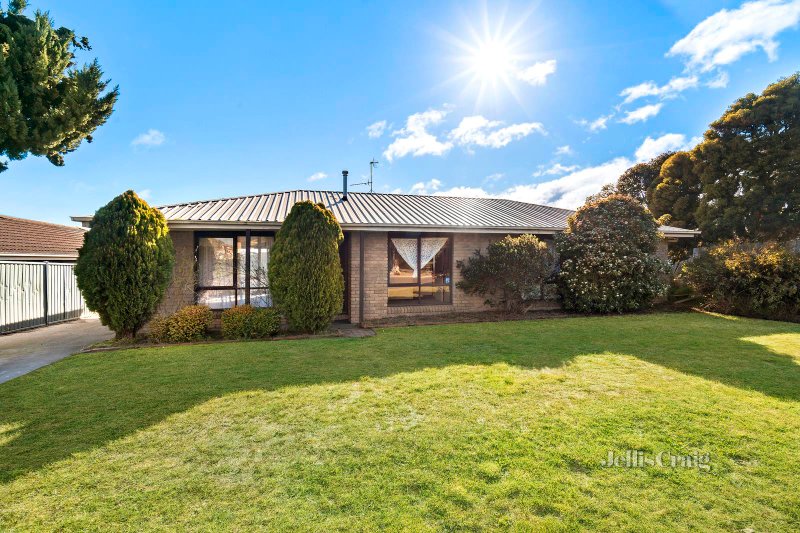 7 Windermere Way, Cardigan Village, VIC 3352 House for Sale