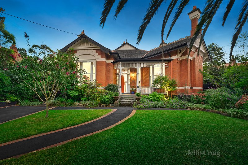 75 Broadway, Camberwell, VIC 3124 House for Sale