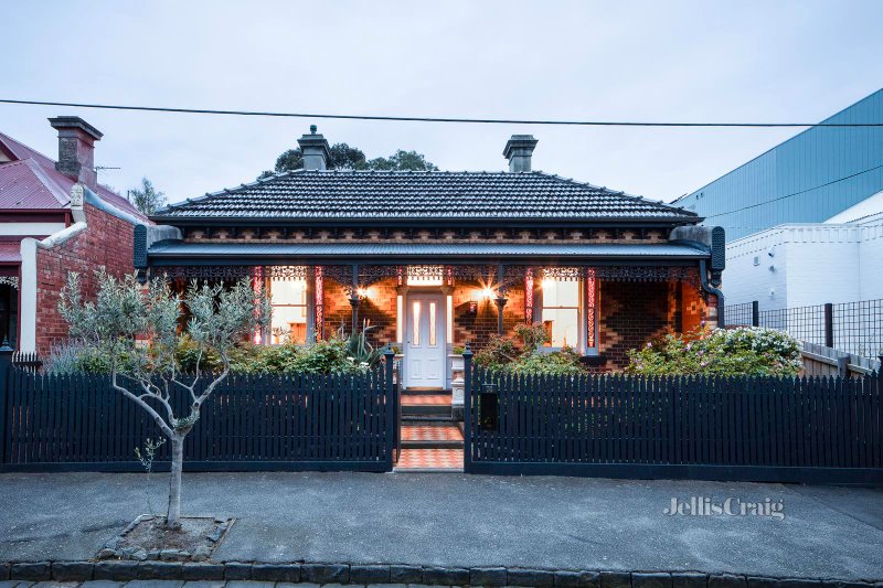 76 Walker Street