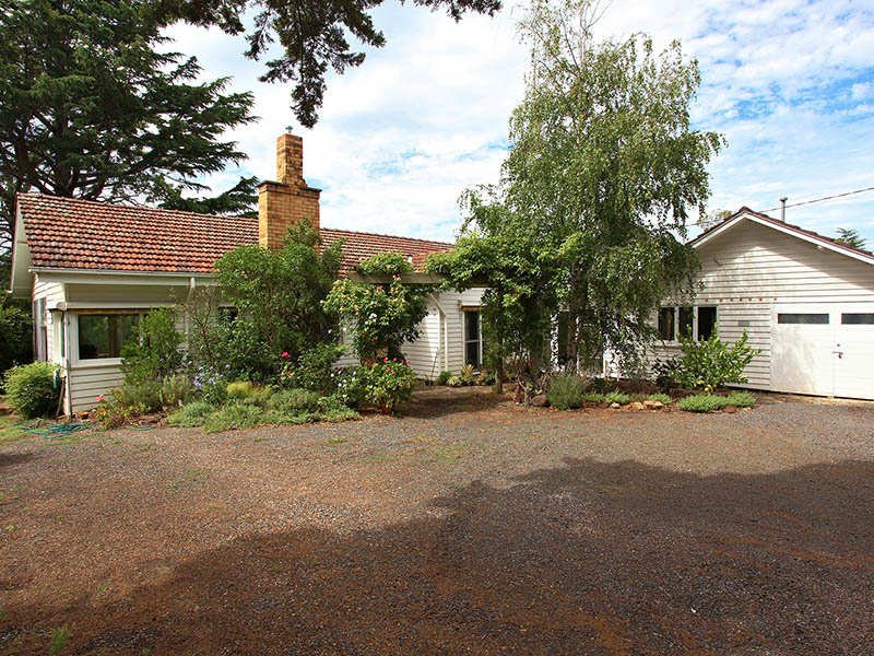 77 Loughnan Road, Ringwood, VIC 3134 House for Sale