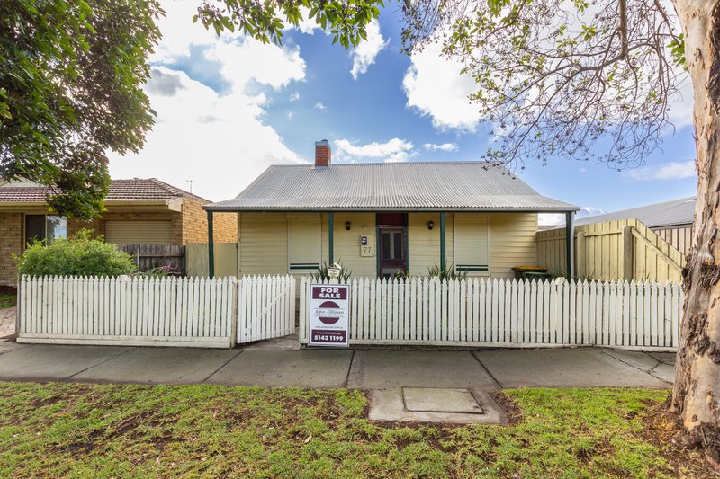77 STAWELL Street, Sale, VIC, 3850